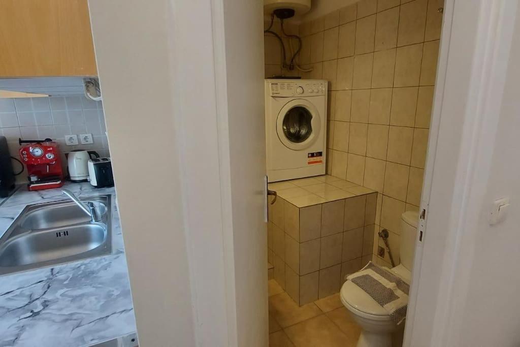 Spacious Beauty In Athens, 55M2, Metro 7' Kültér fotó